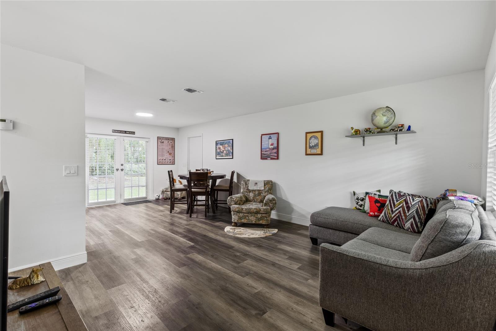 CLARKES 2ND ADD TO ALACHUA - Residential Lease