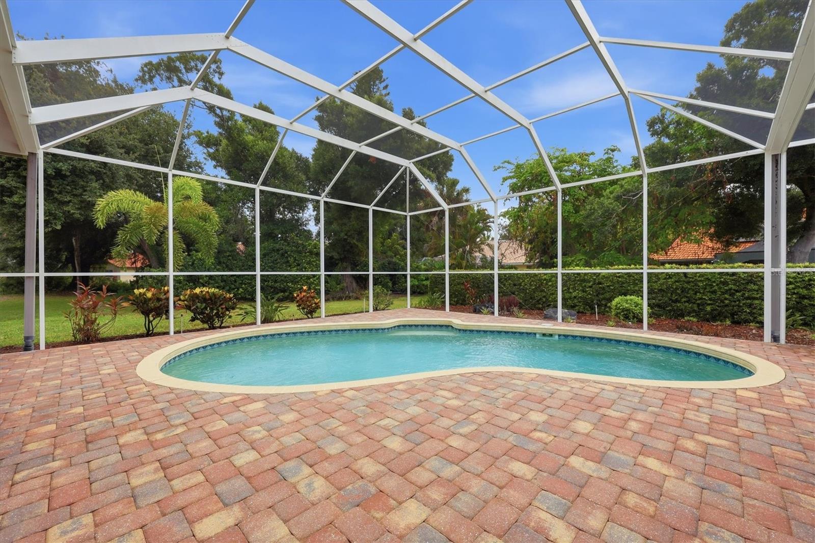 Search Properties for Sale 1 597 ASTON WOODS COURT