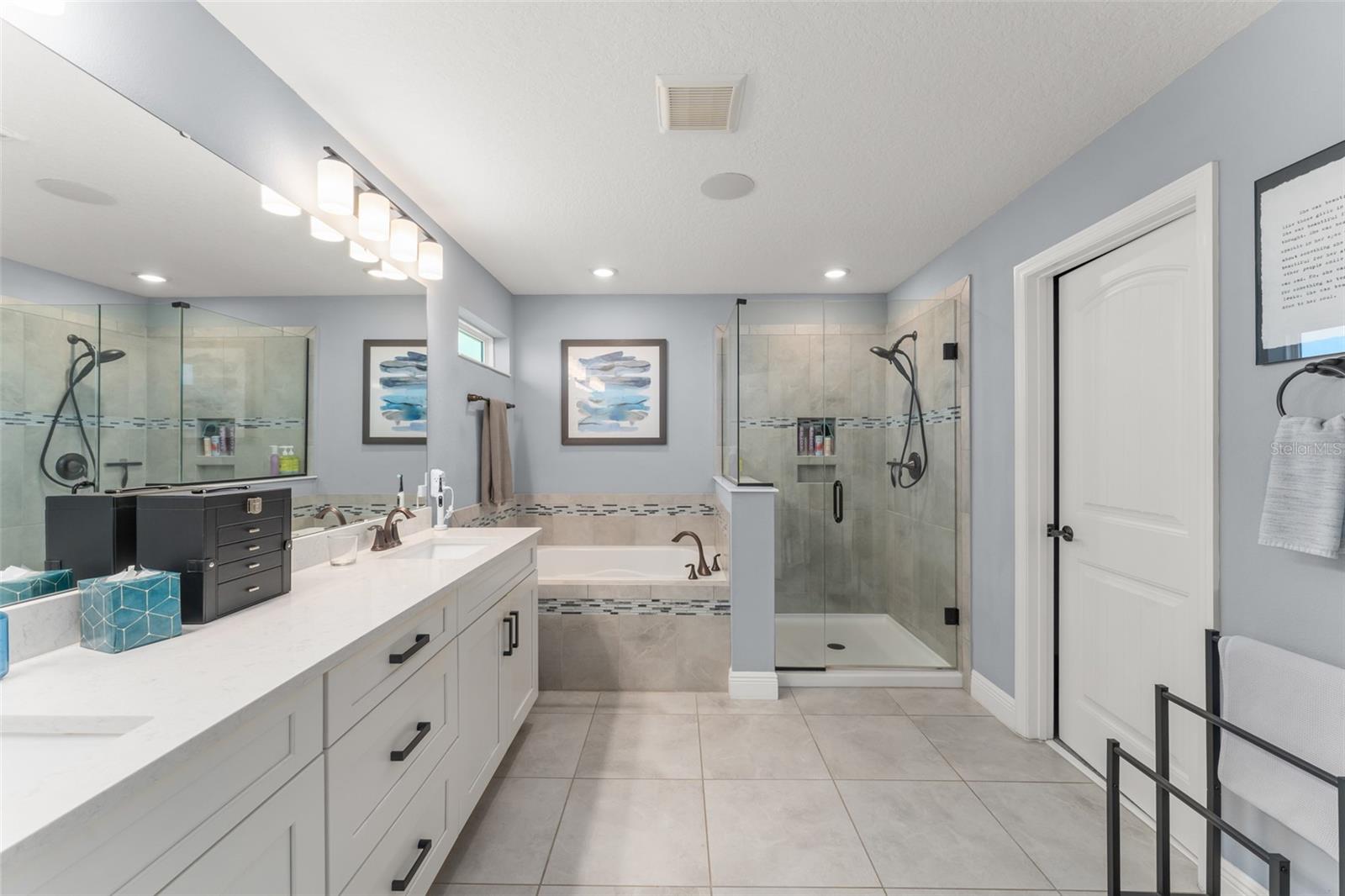 OAKLAND TRAILS - Residential