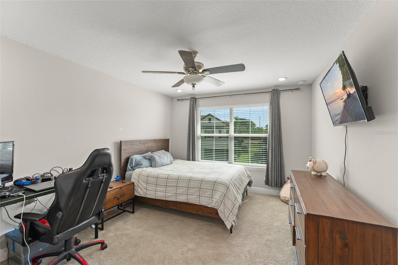 OAKLAND TRAILS - Residential