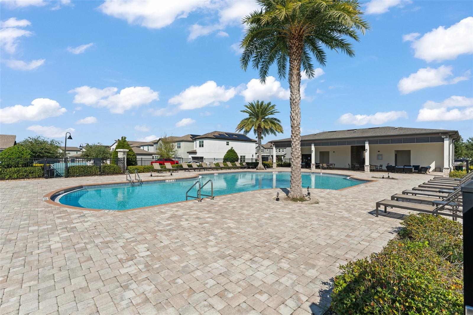 OAKLAND TRAILS - Residential