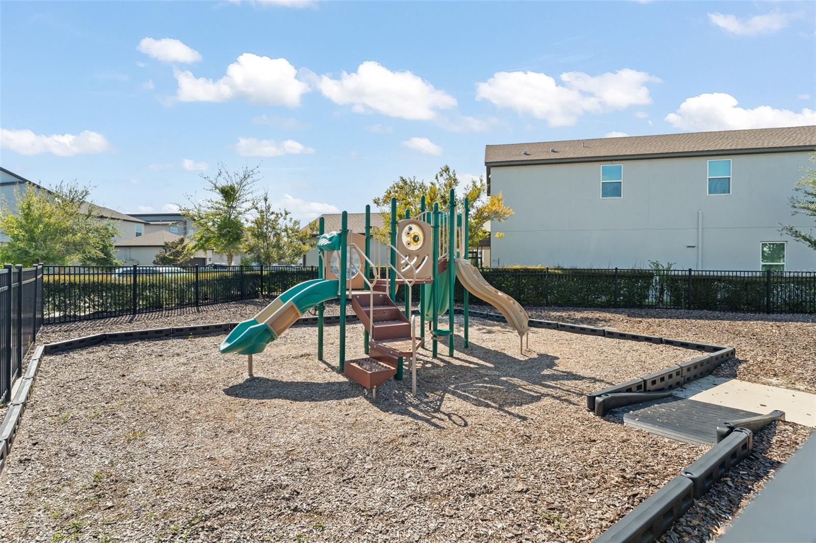 OAKLAND TRAILS - Residential