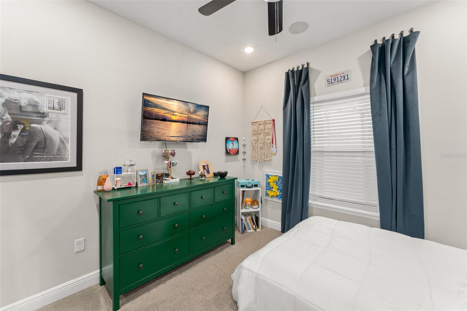 OAKLAND TRAILS - Residential