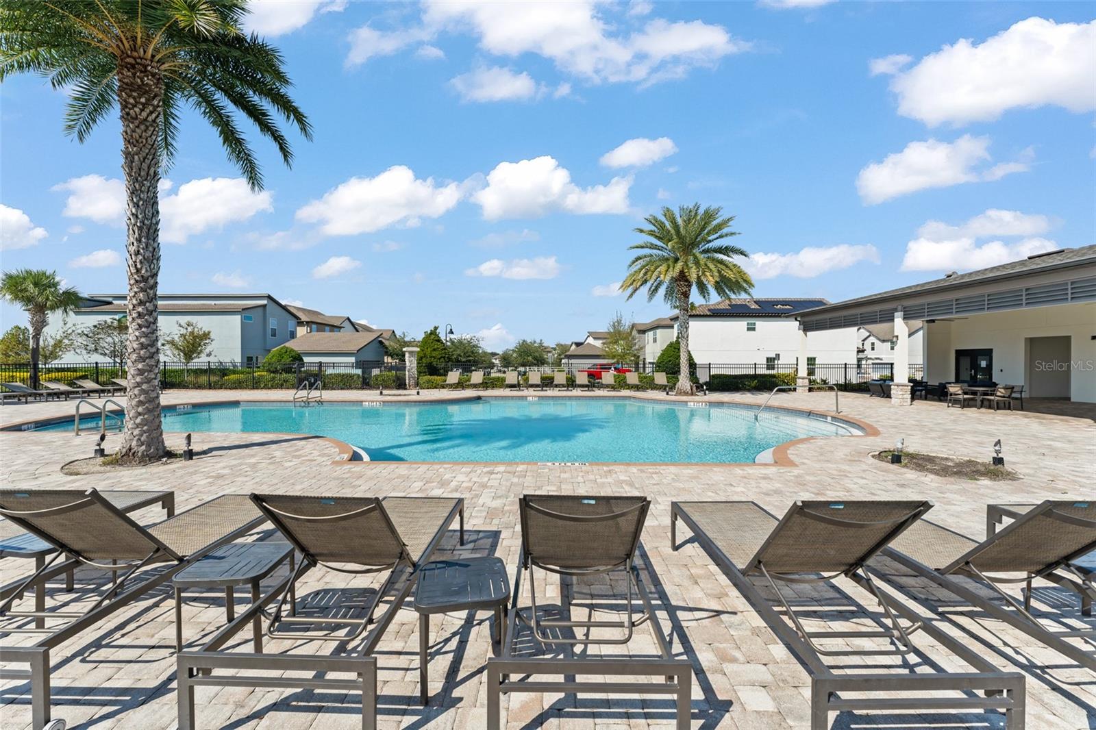 OAKLAND TRAILS - Residential