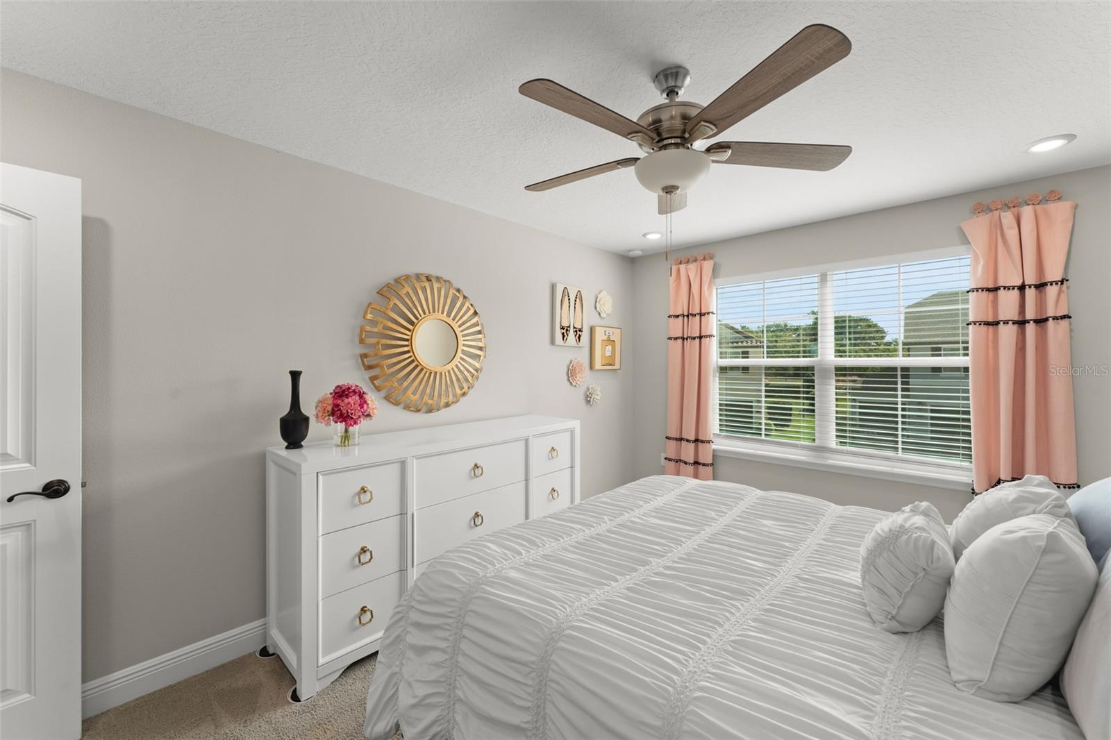 OAKLAND TRAILS - Residential