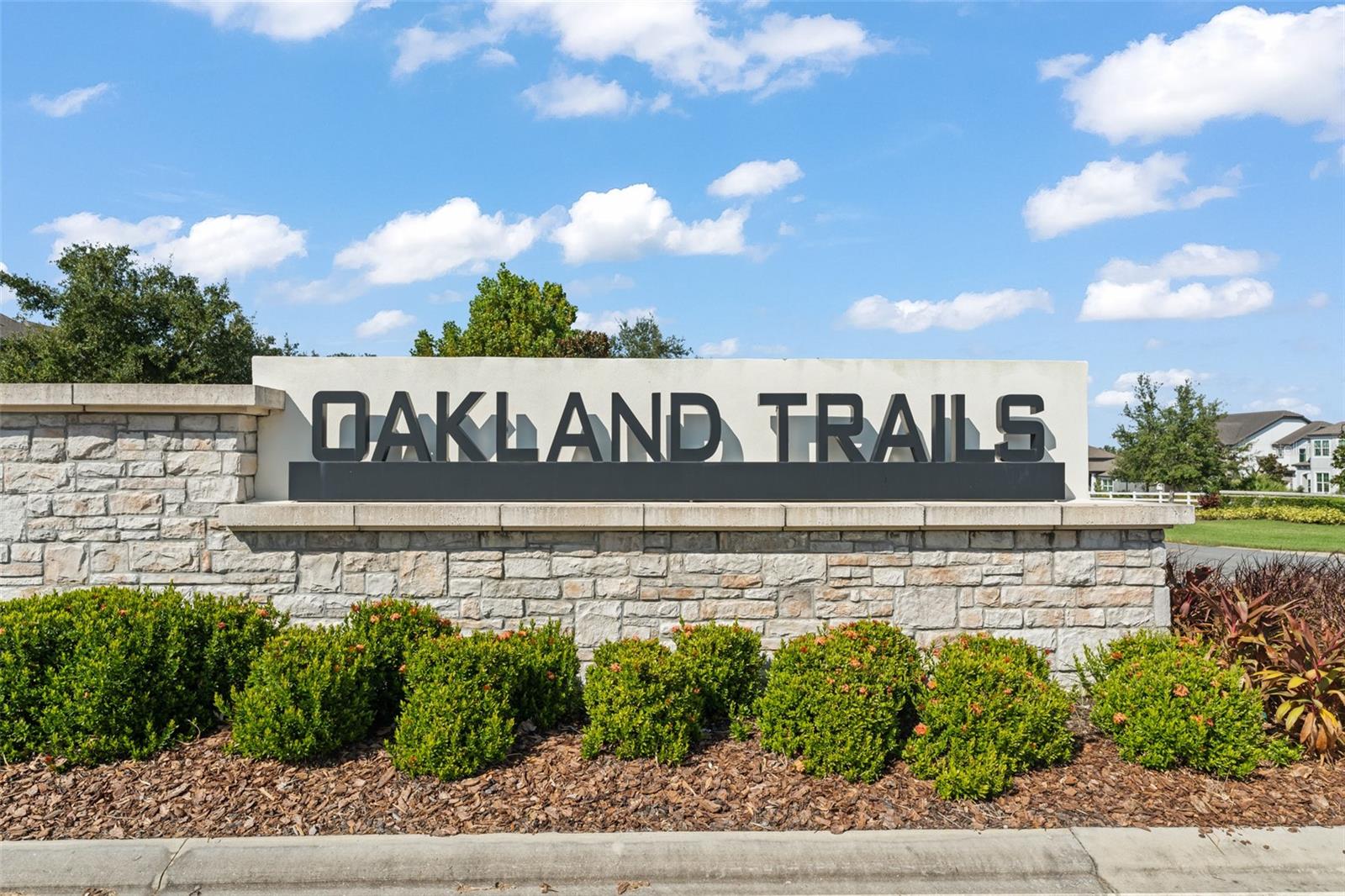 OAKLAND TRAILS - Residential