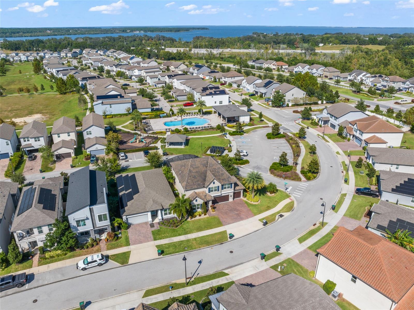 OAKLAND TRAILS - Residential