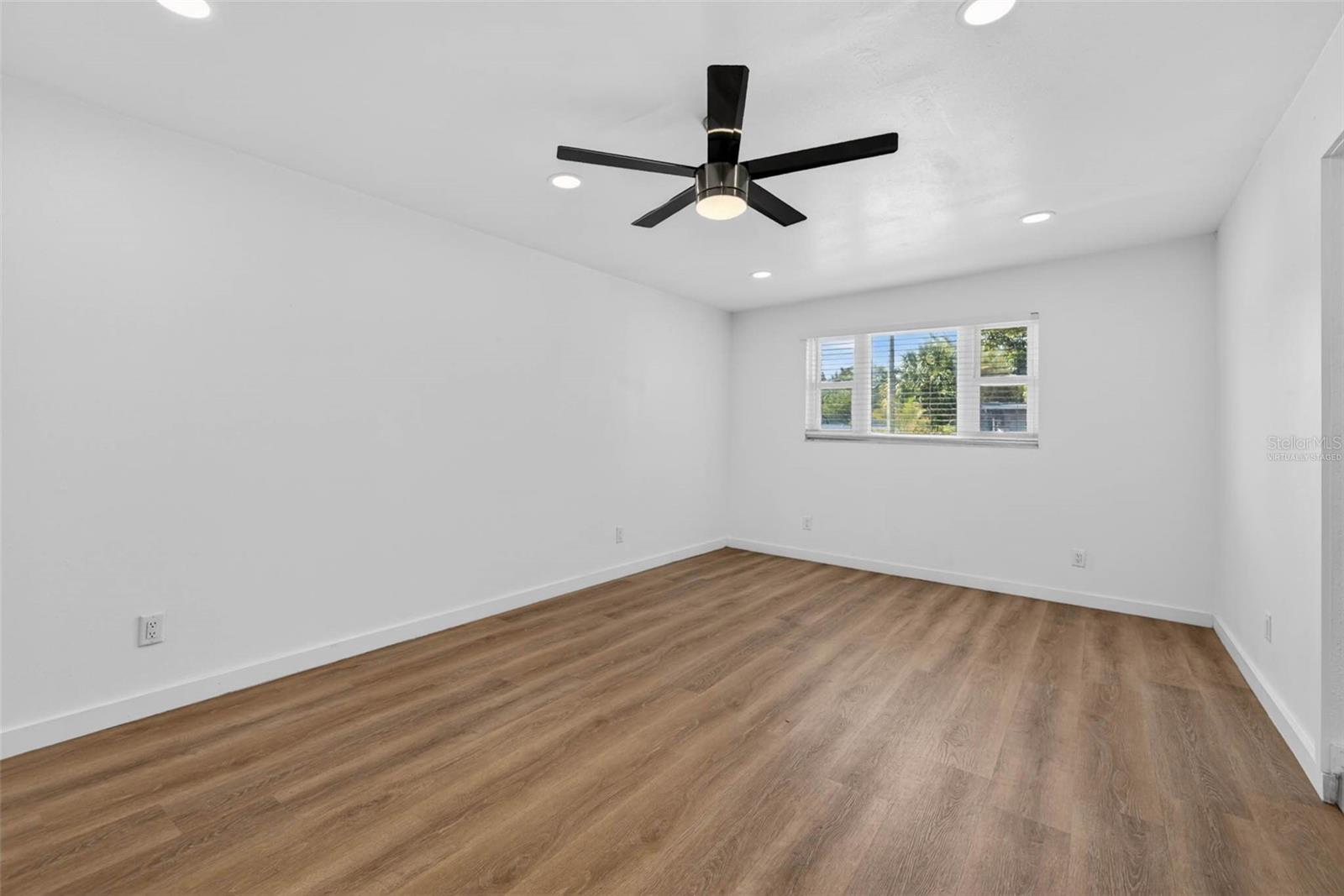 ARLENE MANOR SUB - Residential