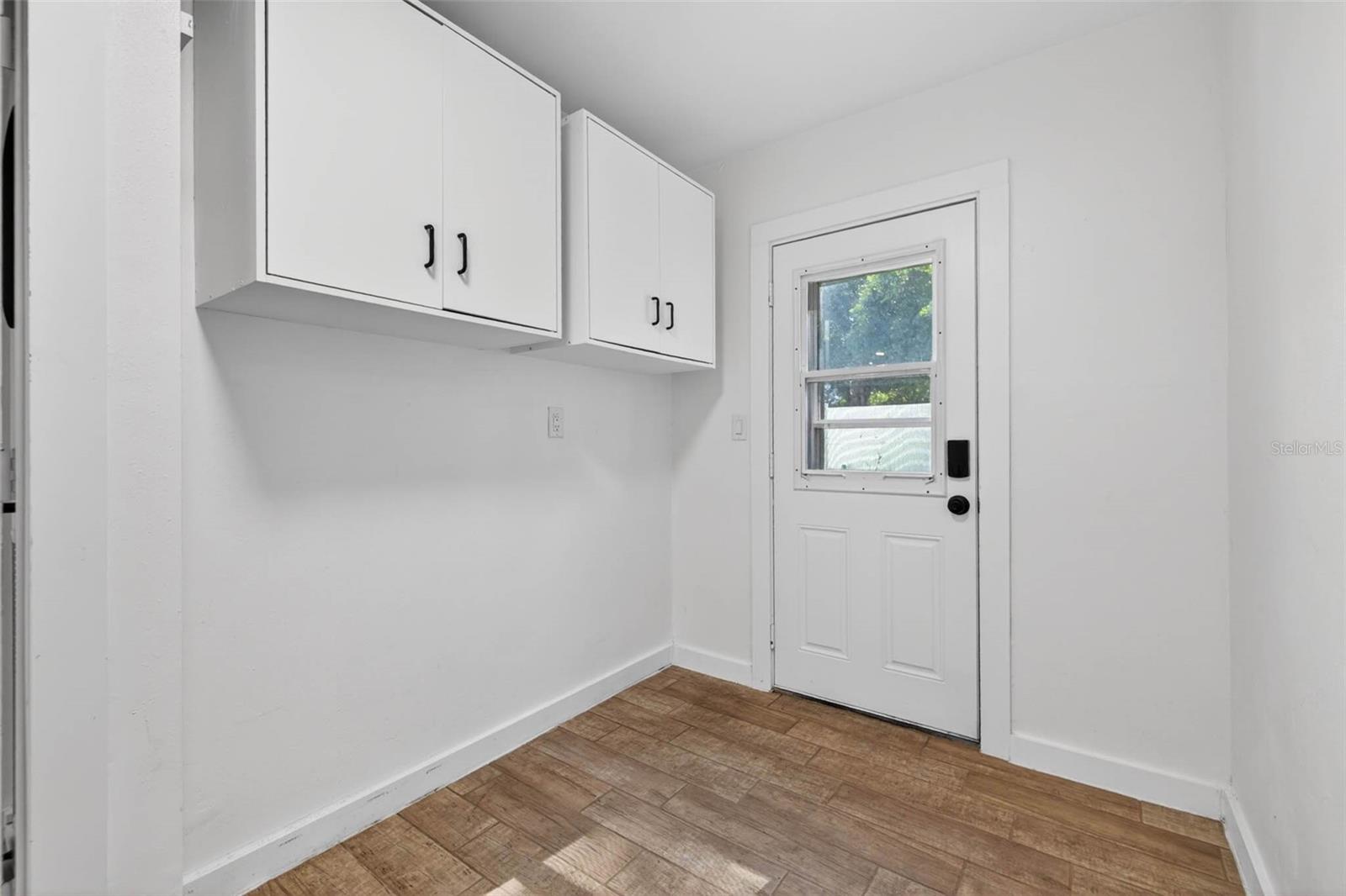 ARLENE MANOR SUB - Residential