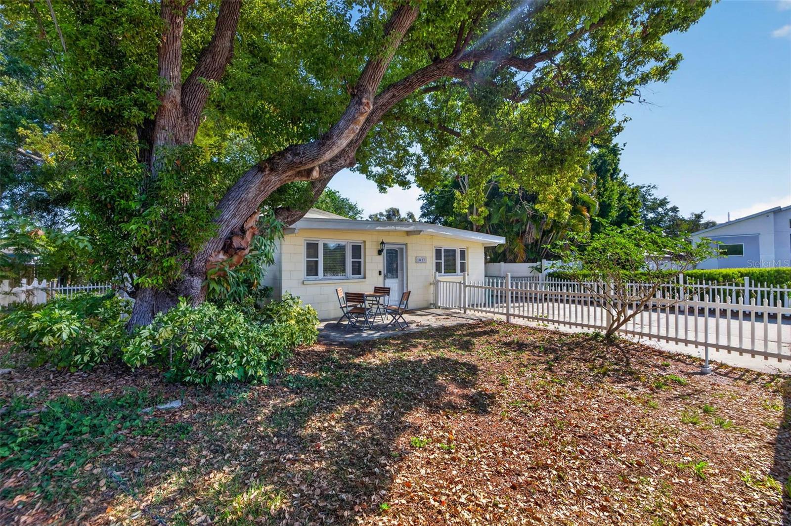 ARLENE MANOR SUB - Residential