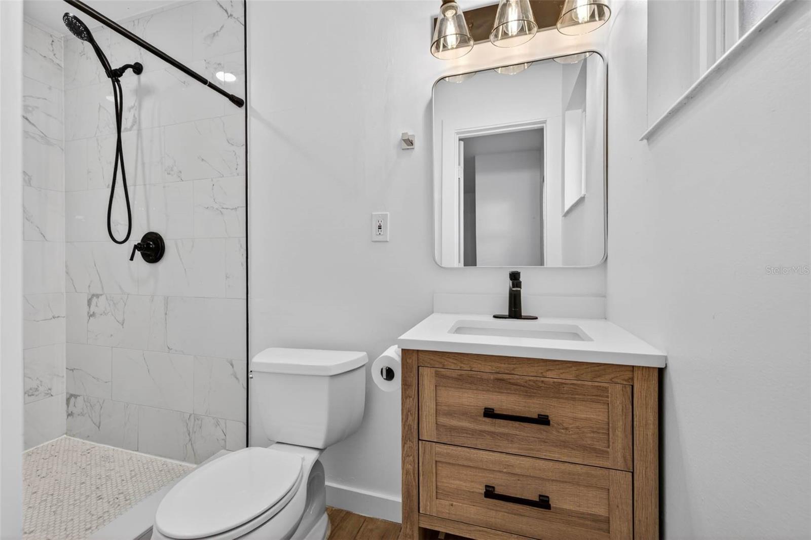 ARLENE MANOR SUB - Residential