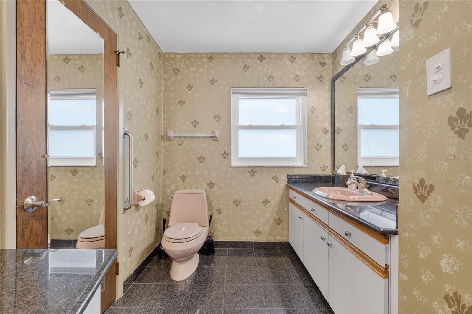 ISLAND ESTATE OF CLEARWATER UNITS 6D 7A 7C - Residential