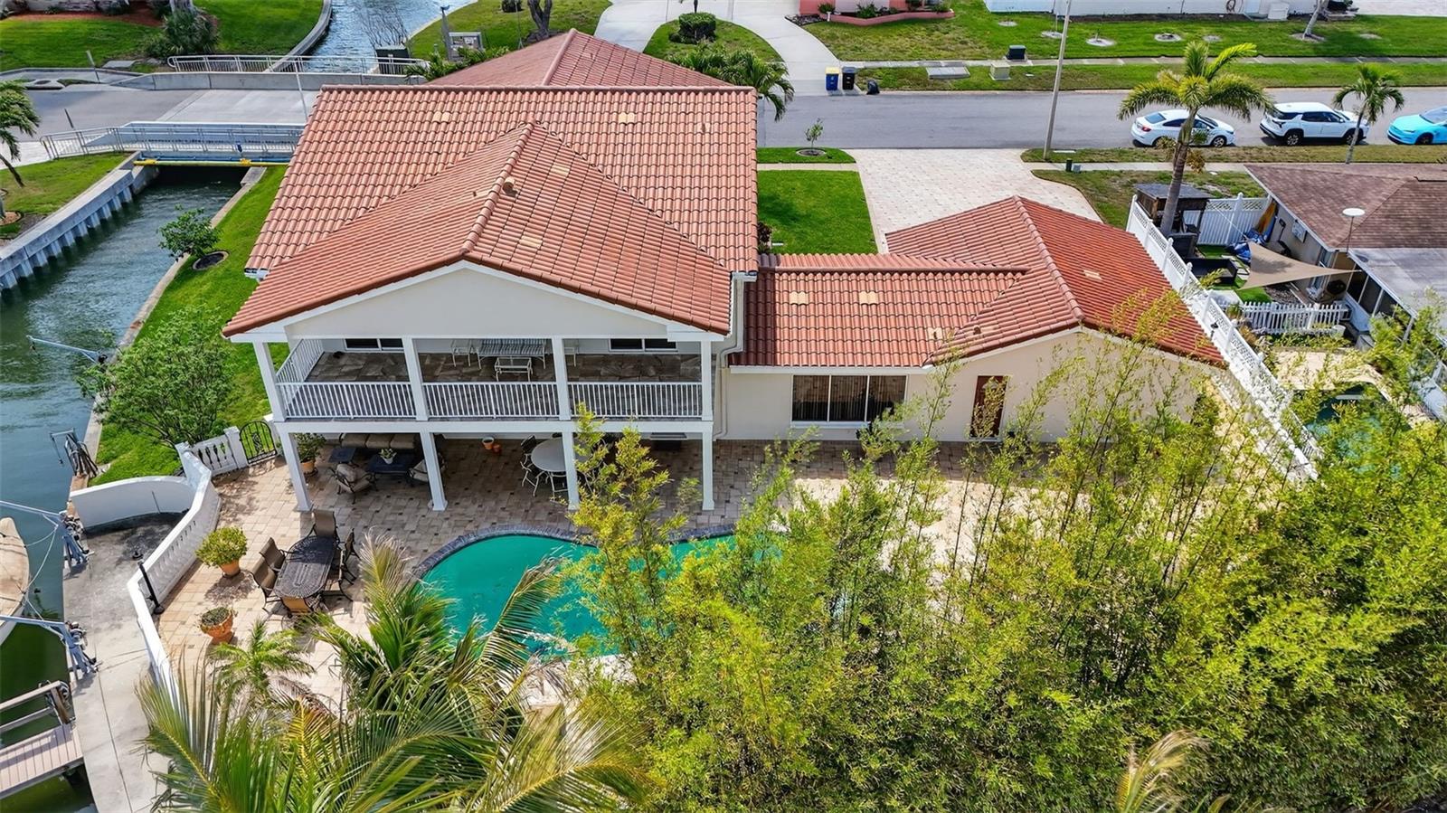 ISLAND ESTATE OF CLEARWATER UNITS 6D 7A 7C - Residential