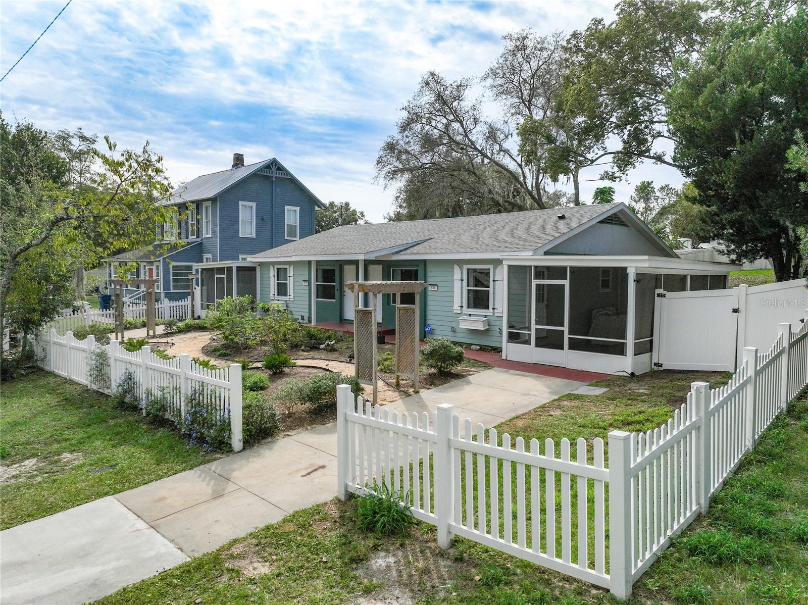 GROVELAND - Residential Lease