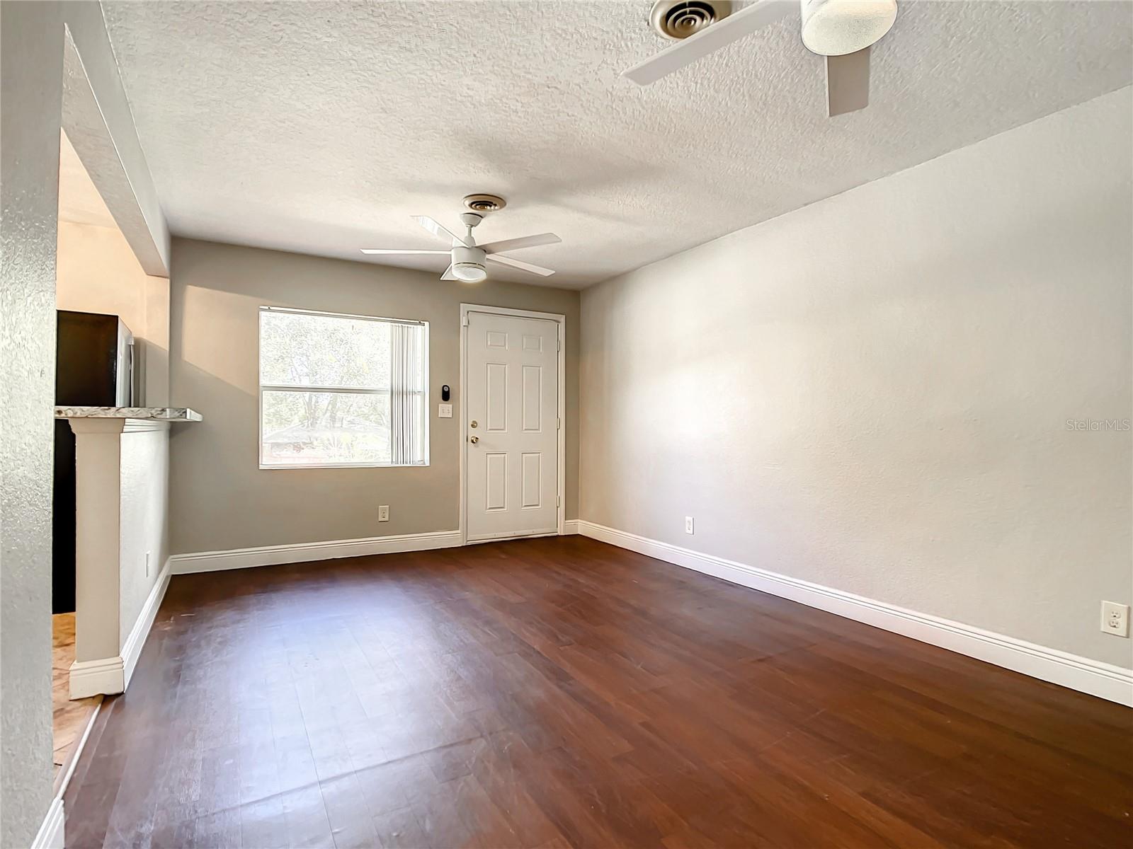 GROVELAND - Residential Lease