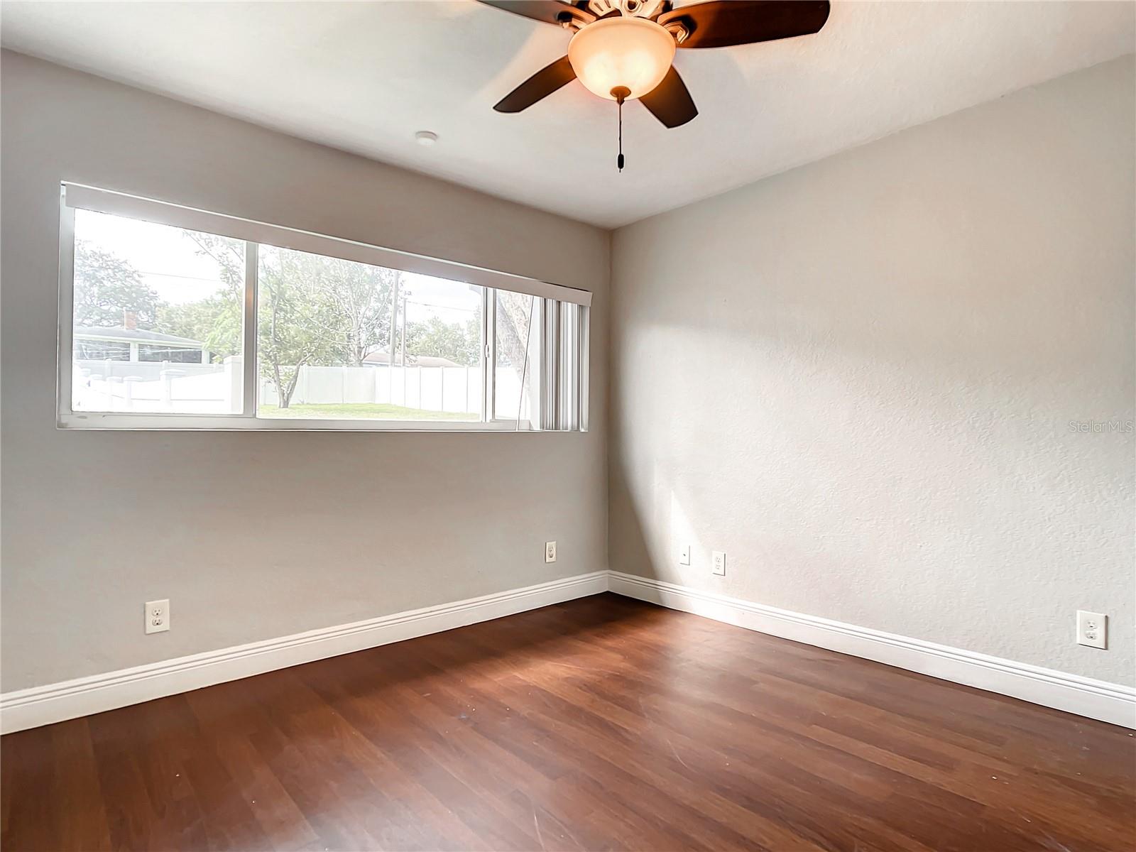 GROVELAND - Residential Lease