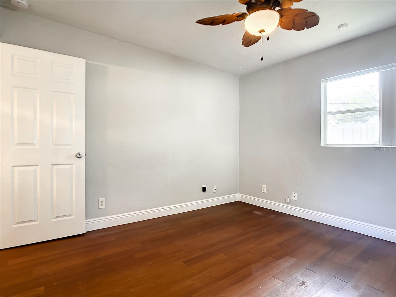 GROVELAND - Residential Lease