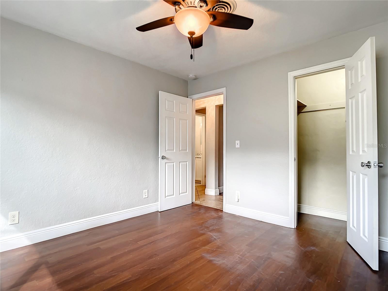 GROVELAND - Residential Lease