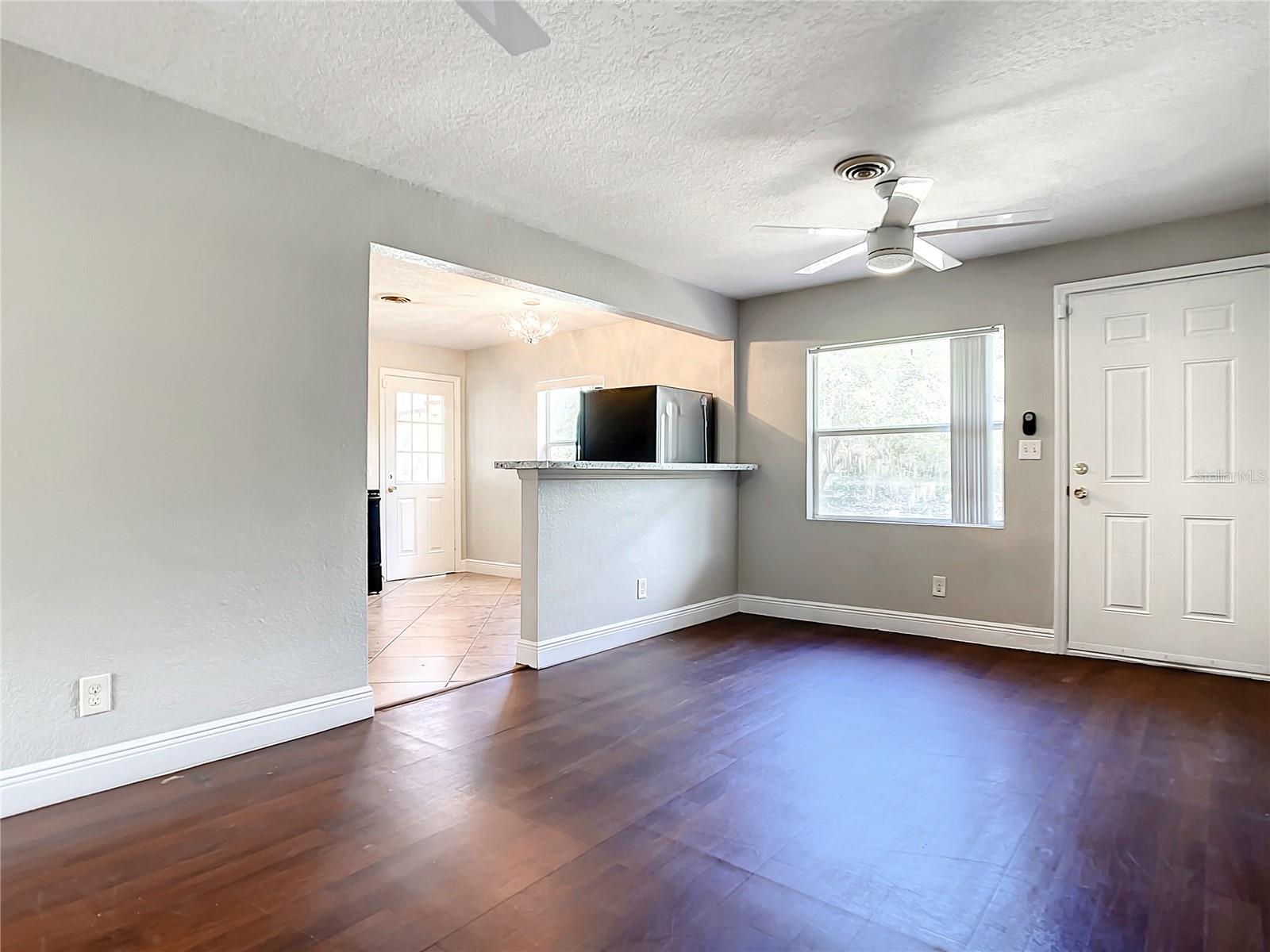 GROVELAND - Residential Lease