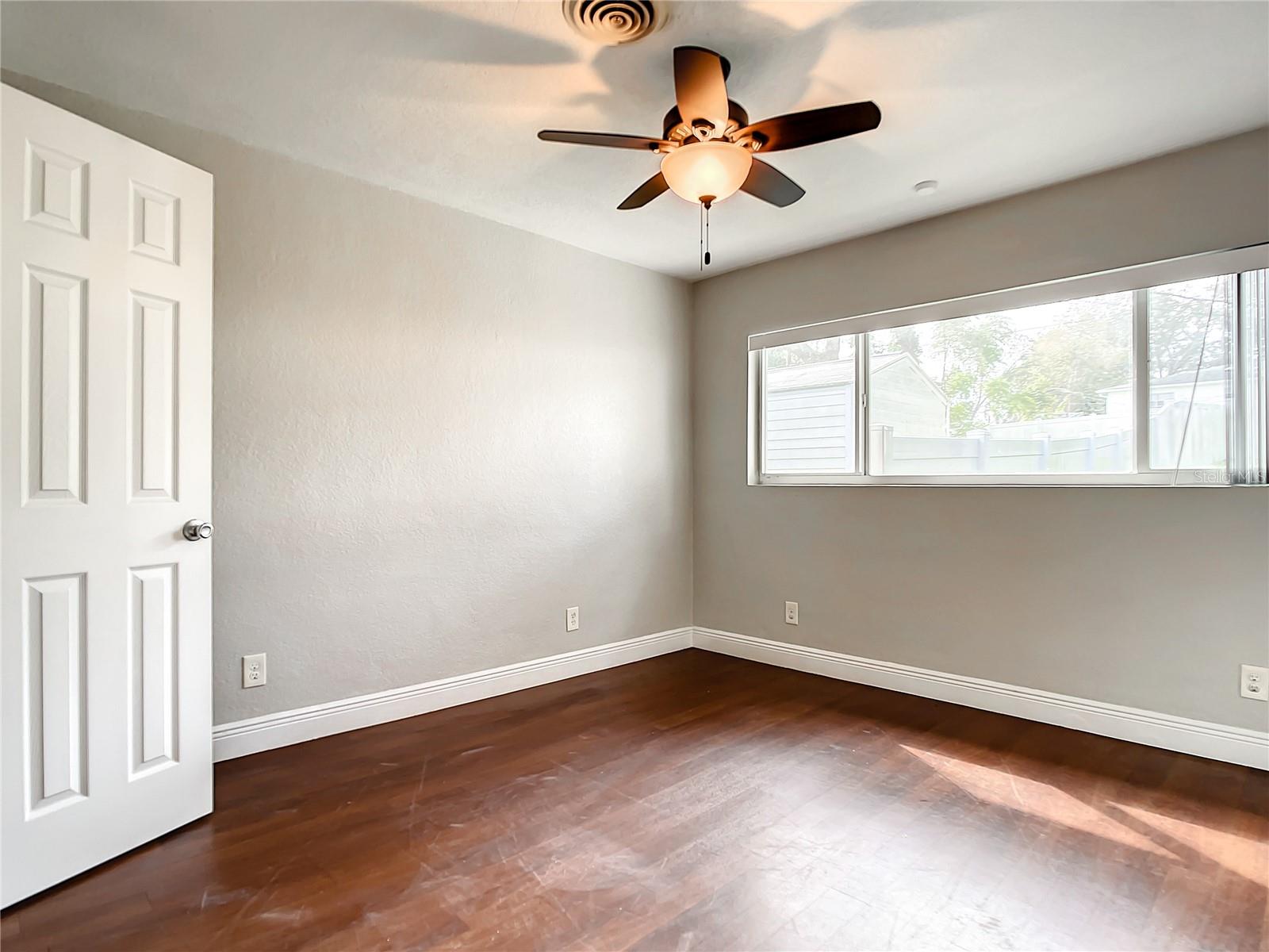 GROVELAND - Residential Lease