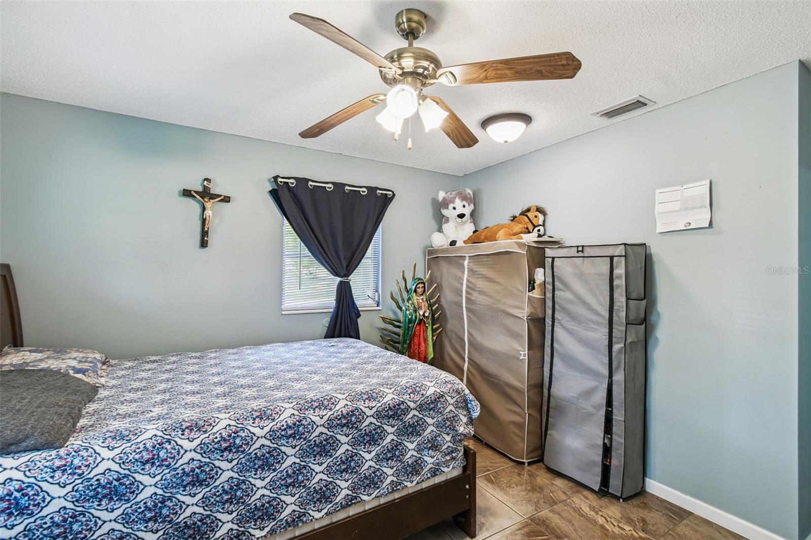 MOUNT PLYMOUTH - Residential