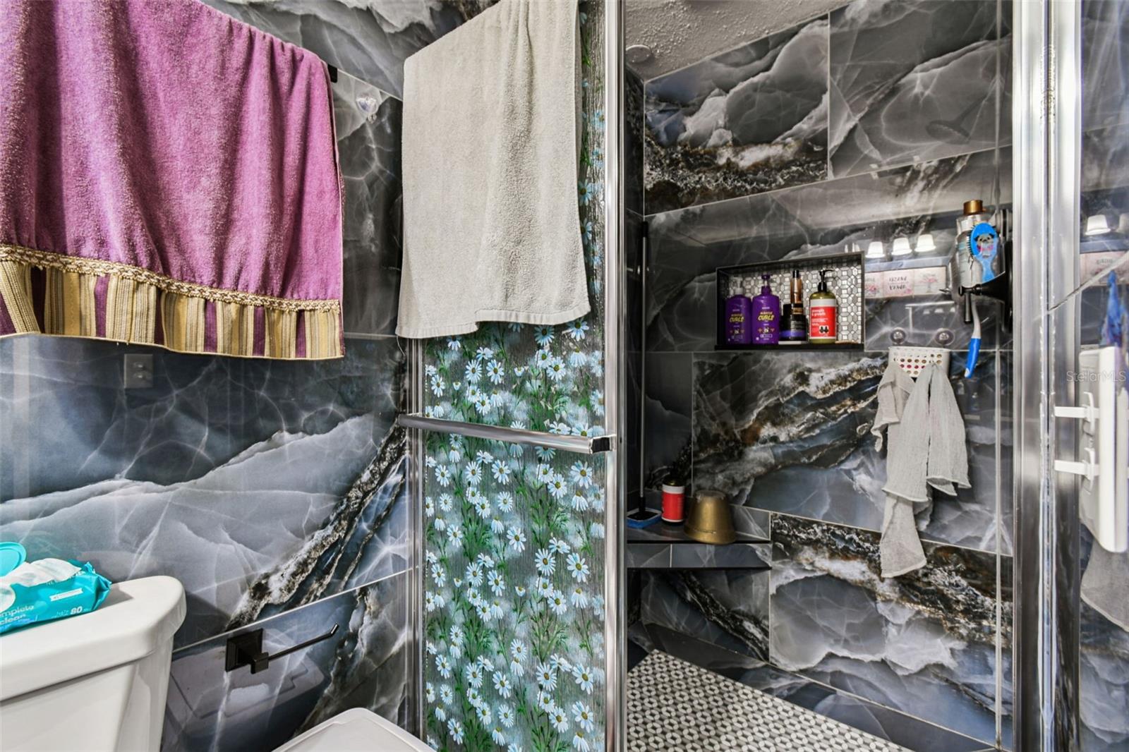 MOUNT PLYMOUTH - Residential