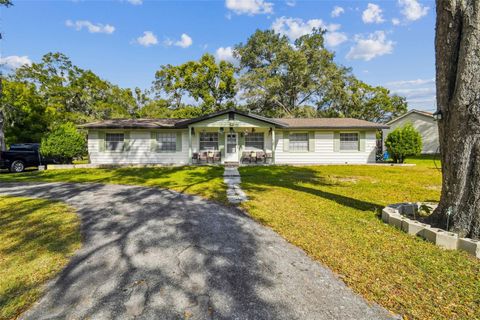 Photo of 25309 Carnoustie Drive, Sorrento, FL 32776 (MLS # O6364430)