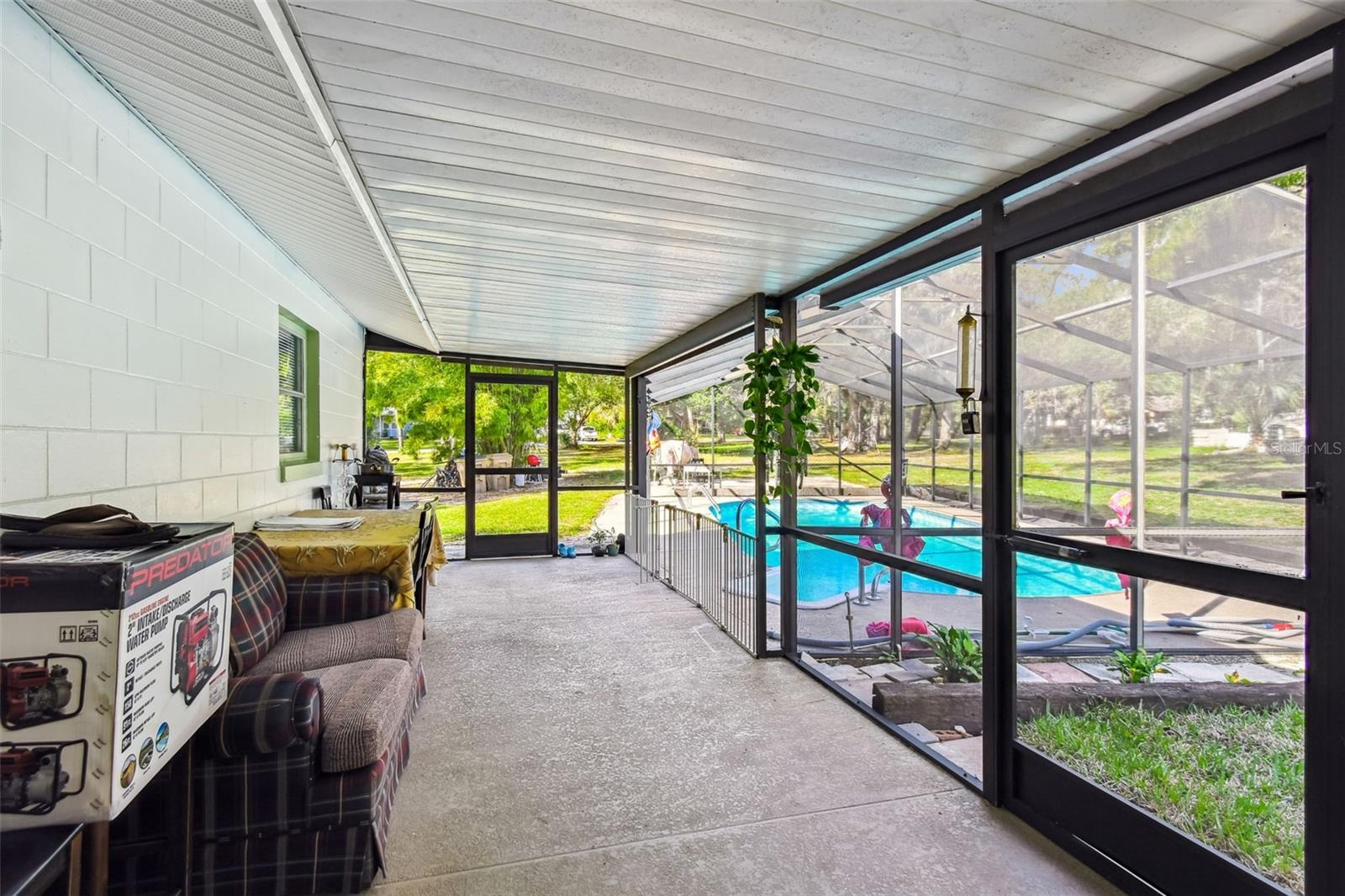 MOUNT PLYMOUTH - Residential