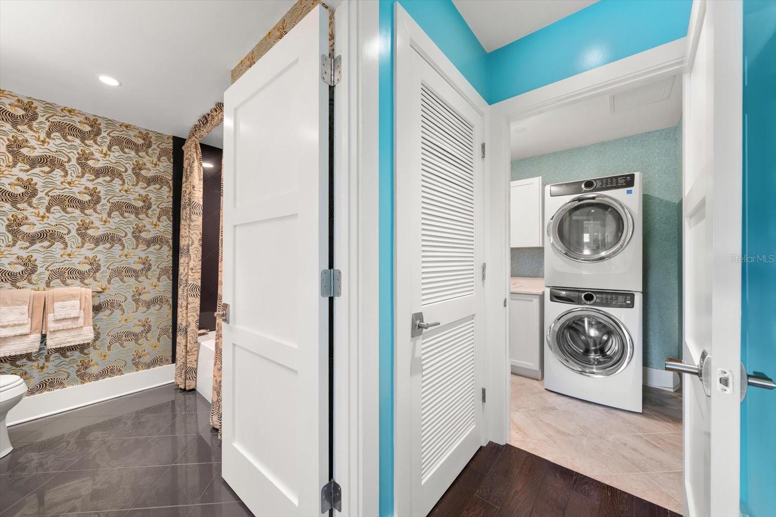 RESIDENCES AT BELLEVIEW PLACE CONDO - Residential