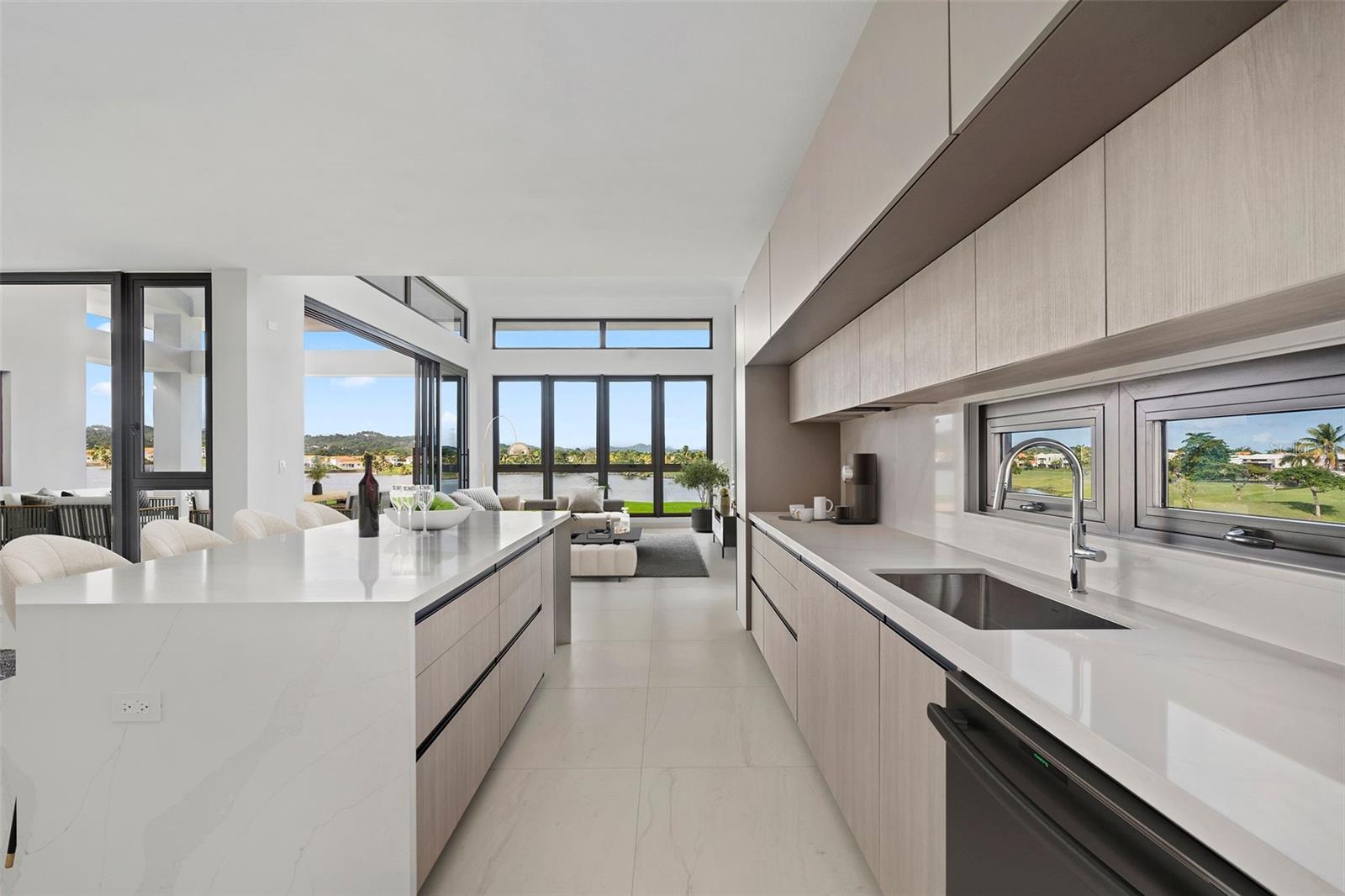 40 LOS LAGOS DRIVE