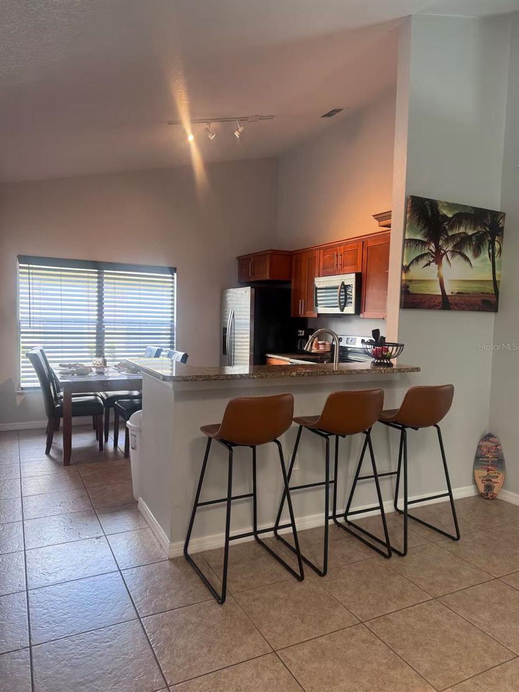 Photo of 406 Lake Shore Parkway, Davenport, FL 33896 (MLS # S5138379)