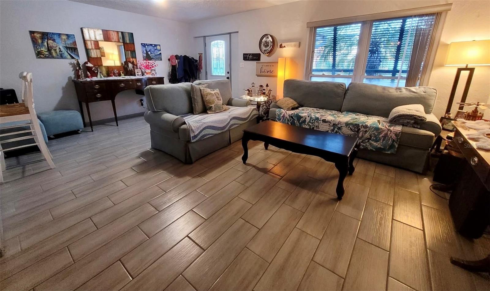 3303 FLORIDA BOULEVARD