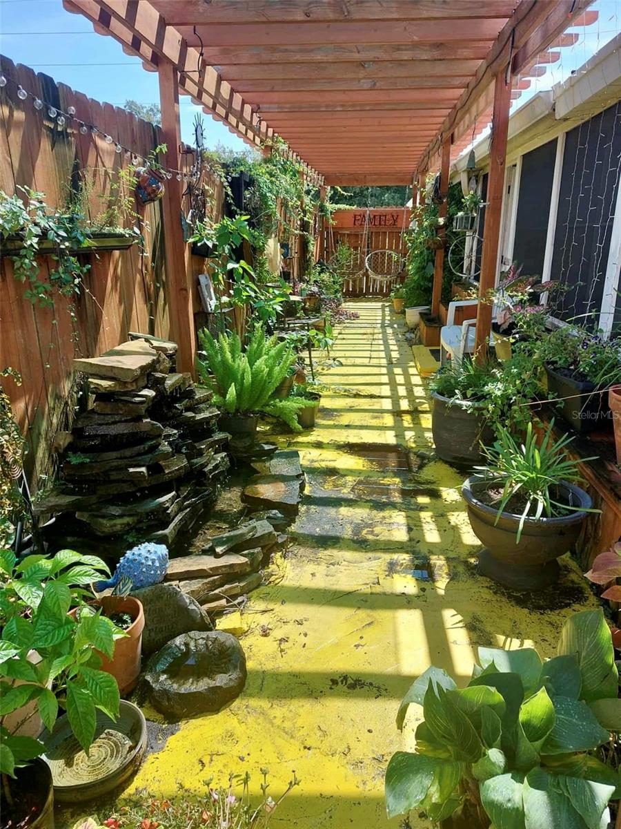 BAYSHORE GARDENS SEC 14 - Residential