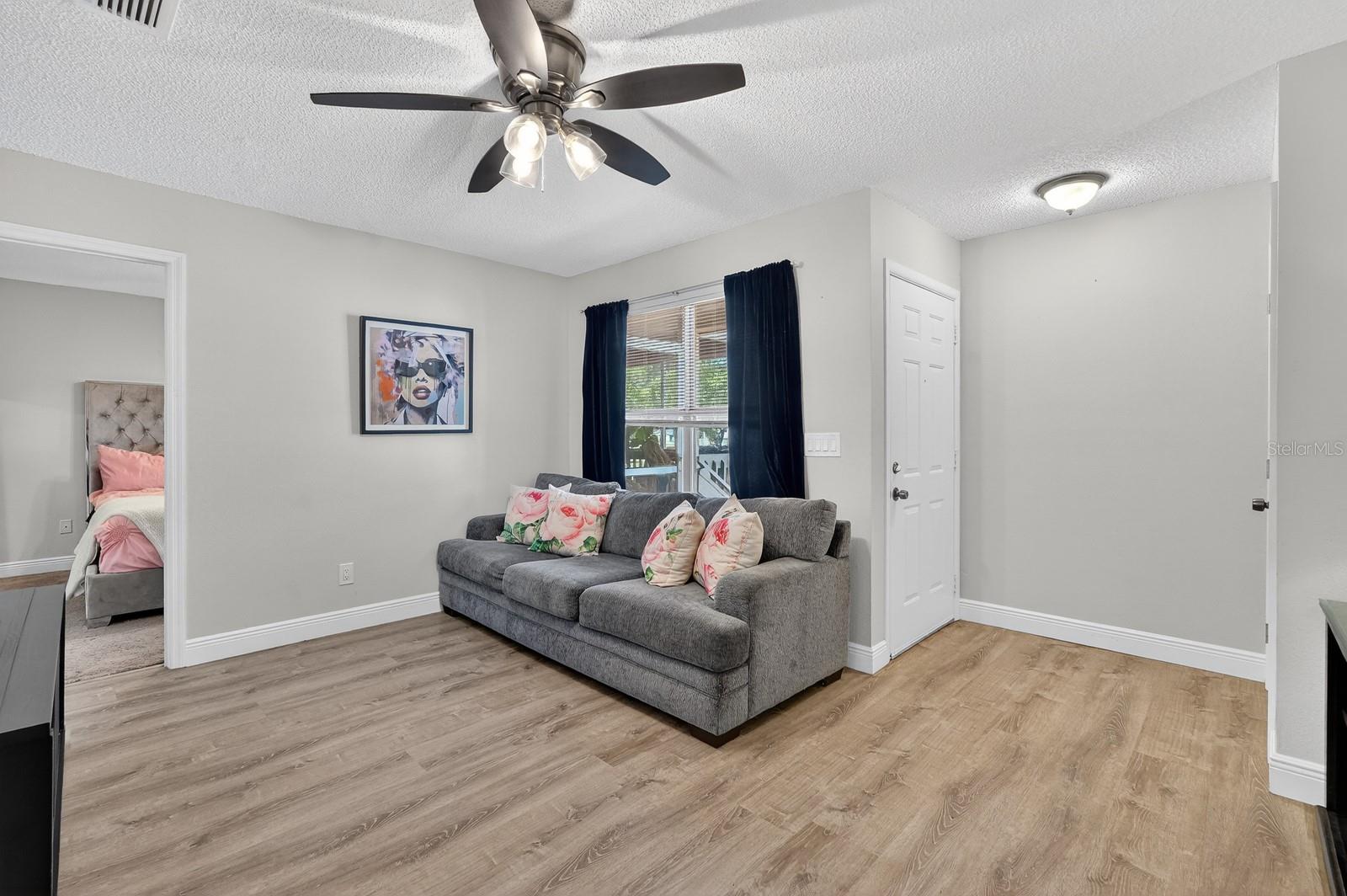 1600 BIG TREE ROAD H5