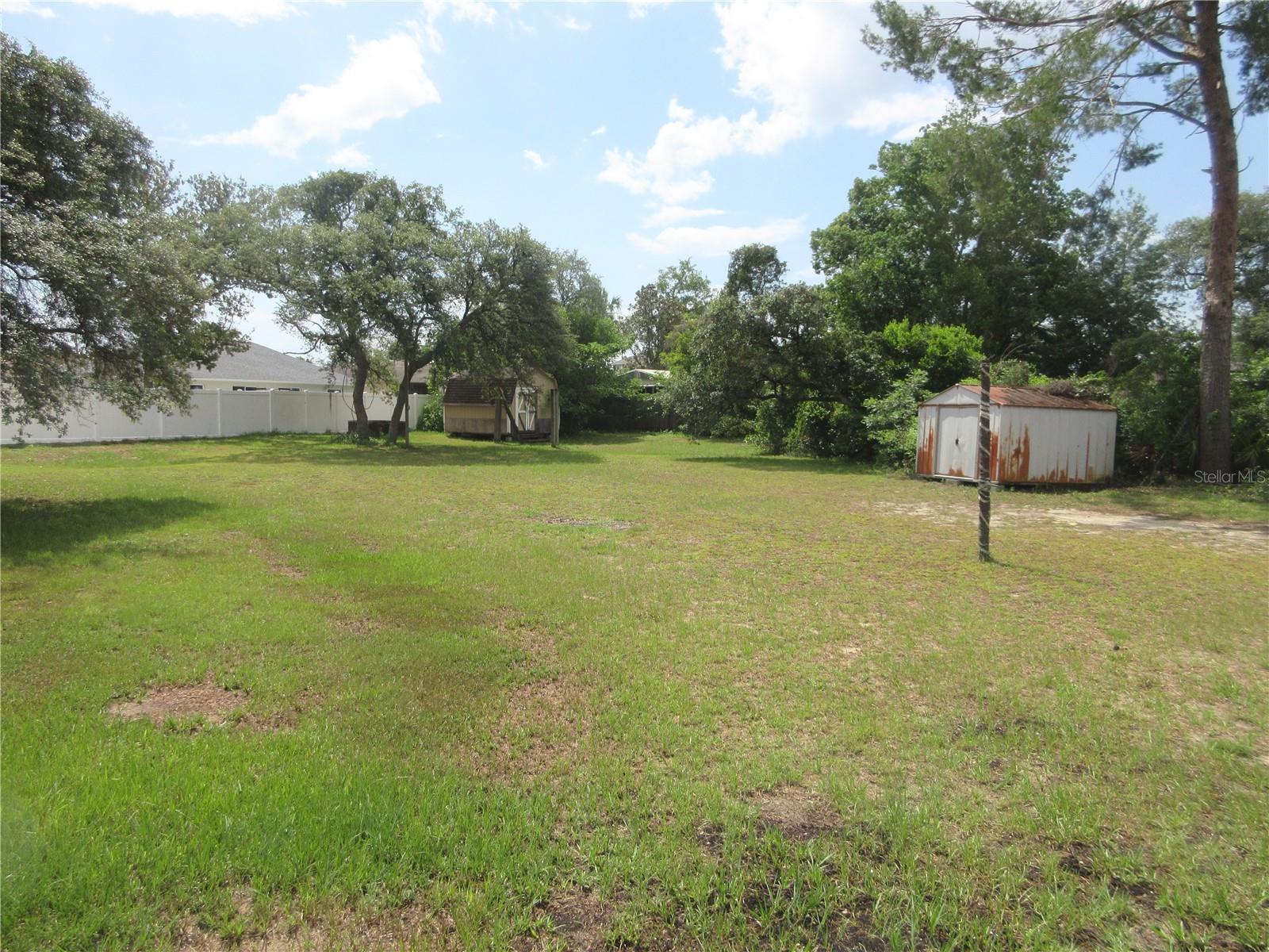 MARION OAKS - Residential
