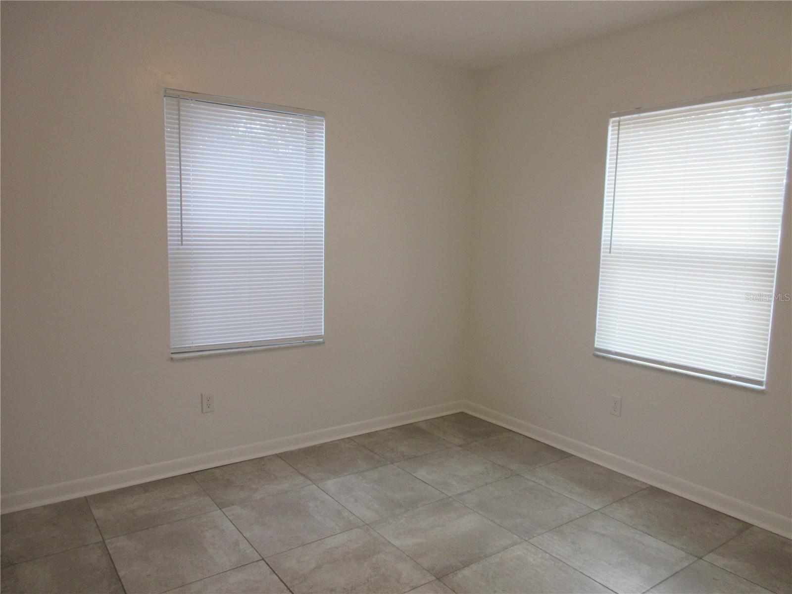 MARION OAKS - Residential
