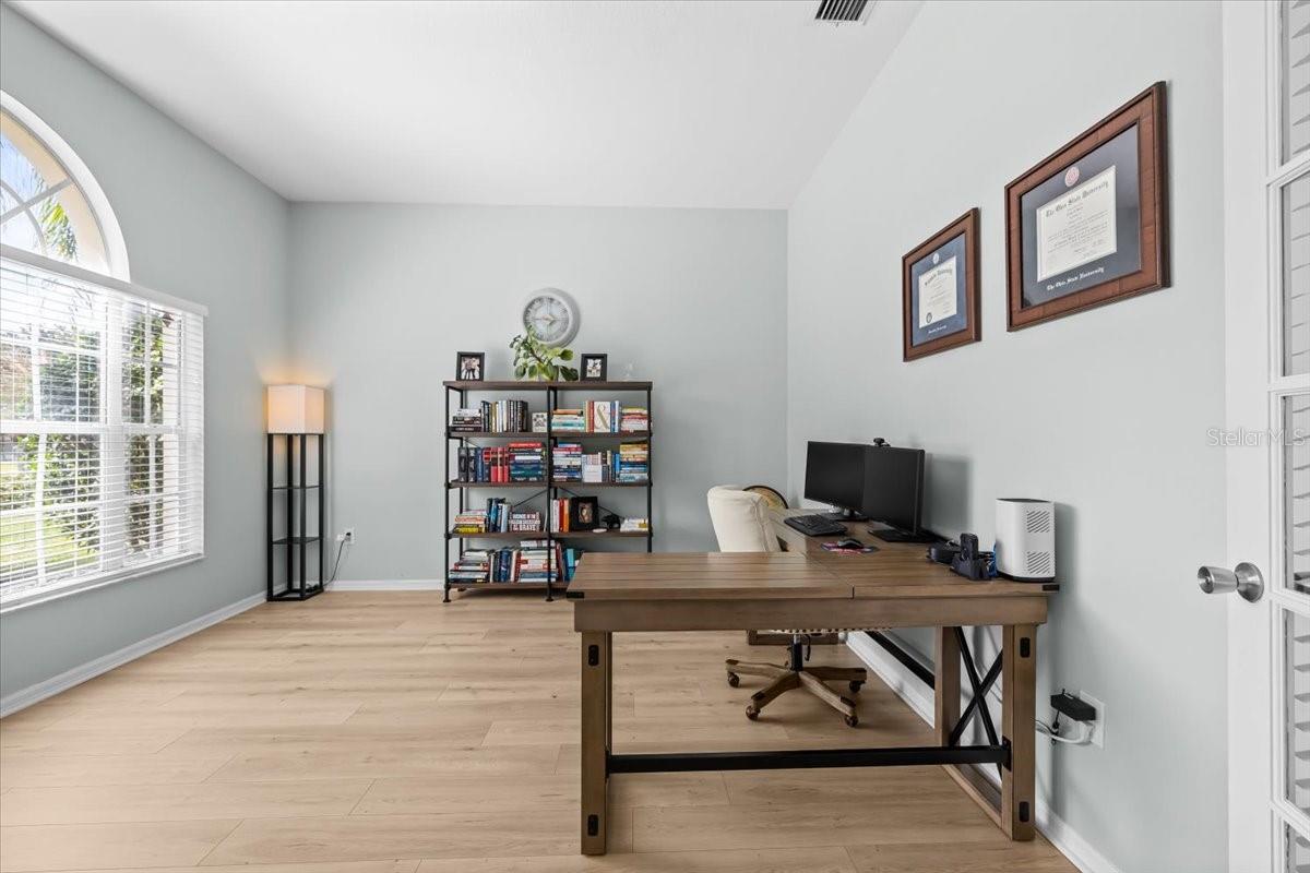 RIVERGLEN UNIT 4 PH 1 - Residential