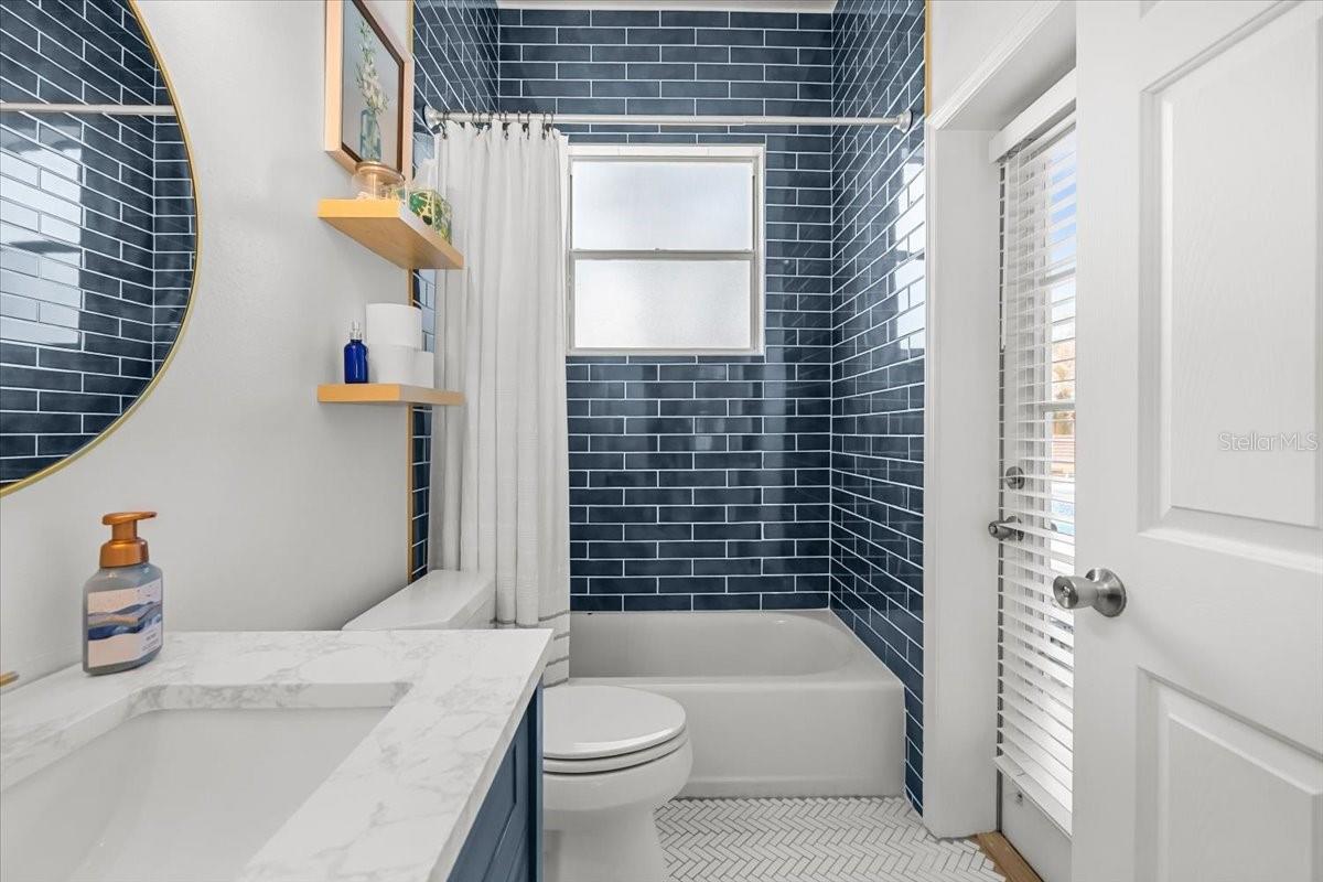 RIVERGLEN UNIT 4 PH 1 - Residential