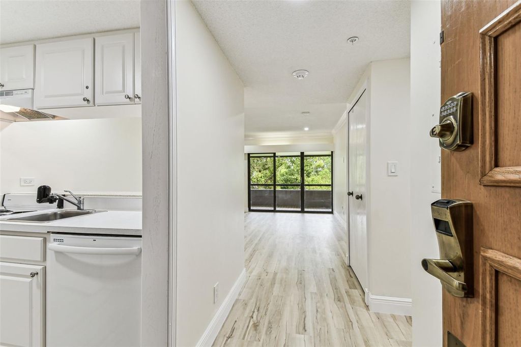 Photo of 36750 Us 19 N #20311, Palm Harbor, FL 34684 (MLS # TB8395813)