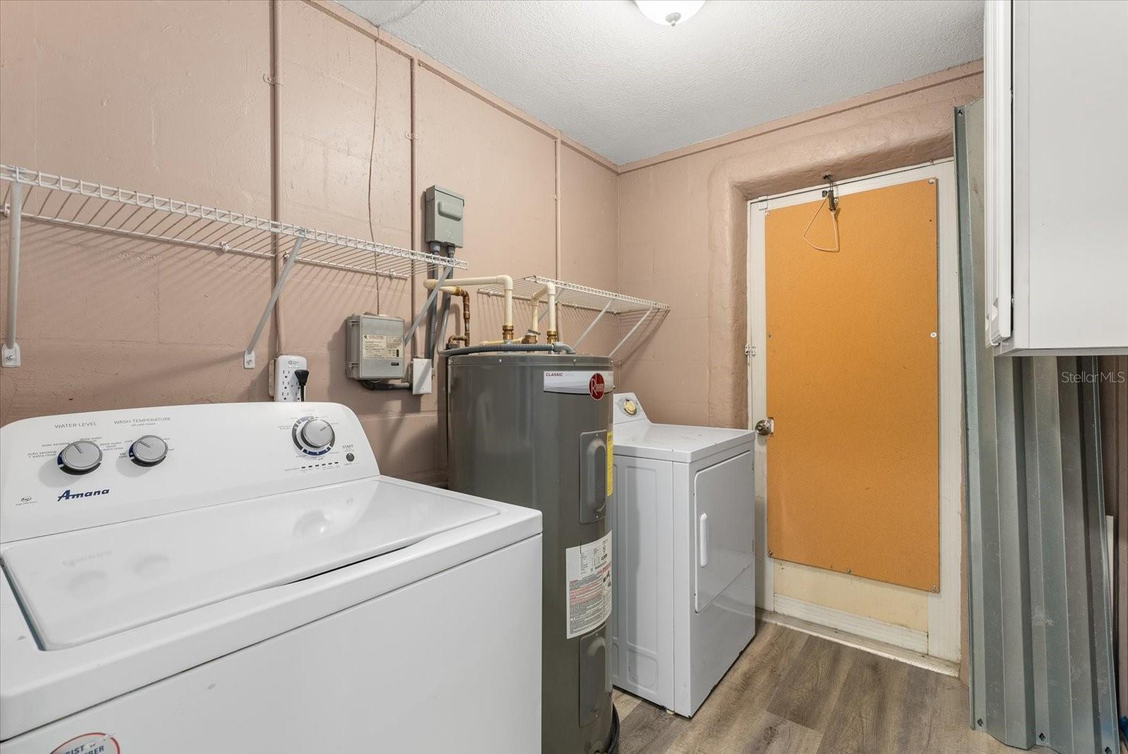 WARM MINERAL SPGS - Residential Income