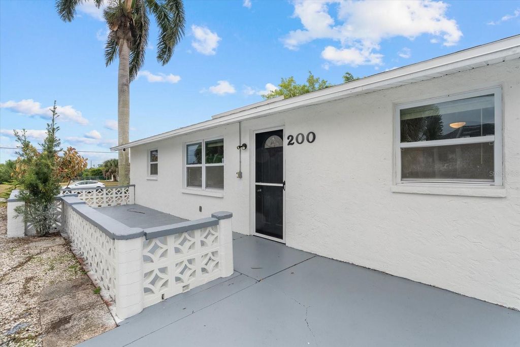 Photo of 200 San Lorenzo Avenue, North Port, FL 34287 (MLS # A4678419)