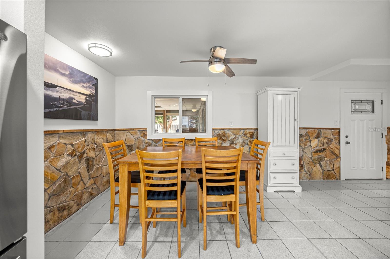 RESTVIEW RETS UNIT 01 - Residential