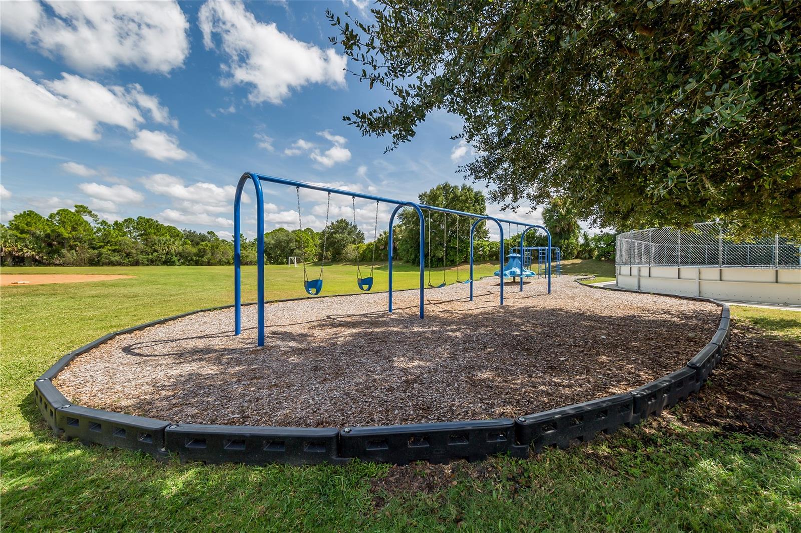 STONEYBROOK AT VENICE - Residential