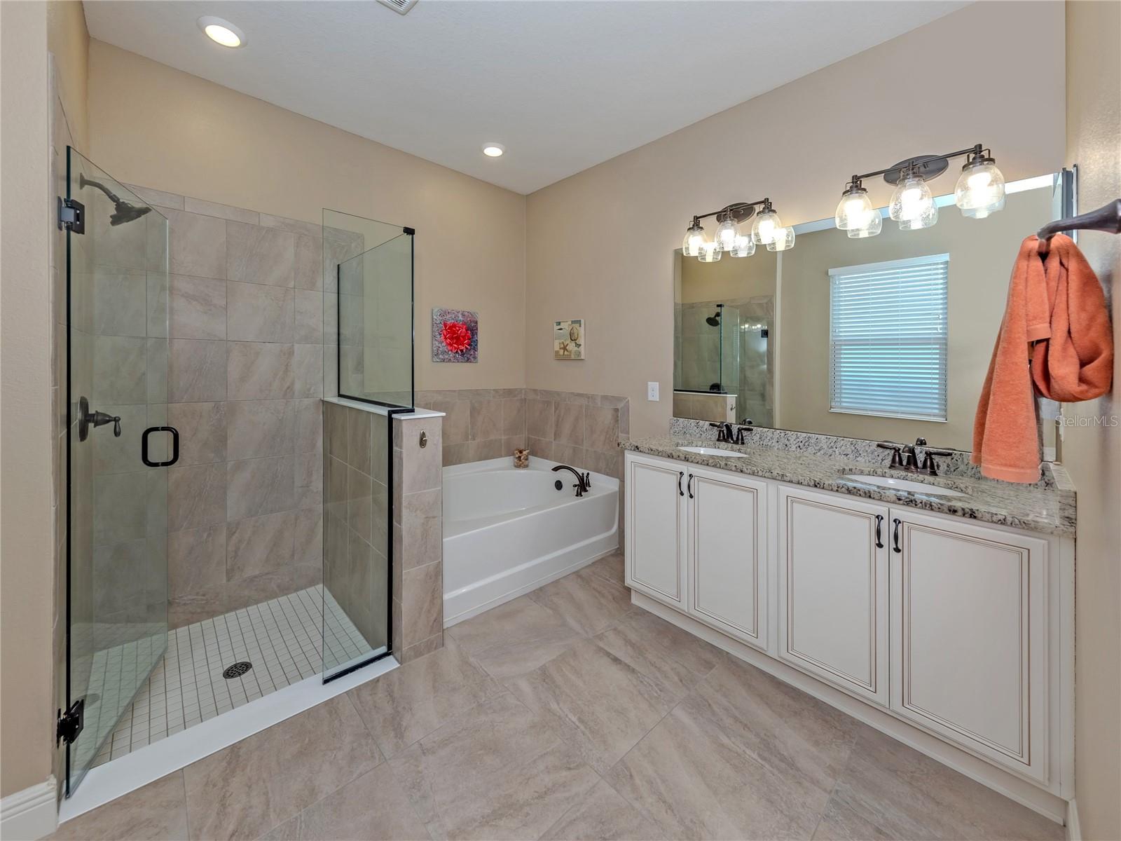 STONEYBROOK AT VENICE - Residential