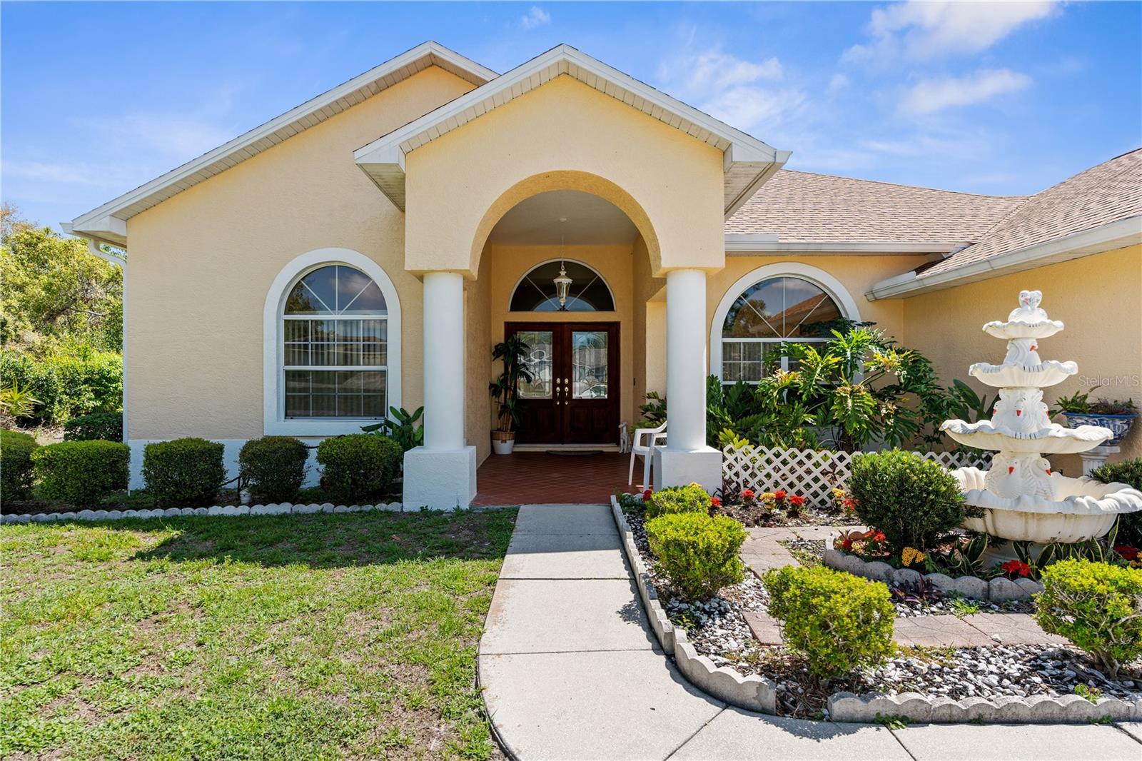 5202 LYDIA COURT