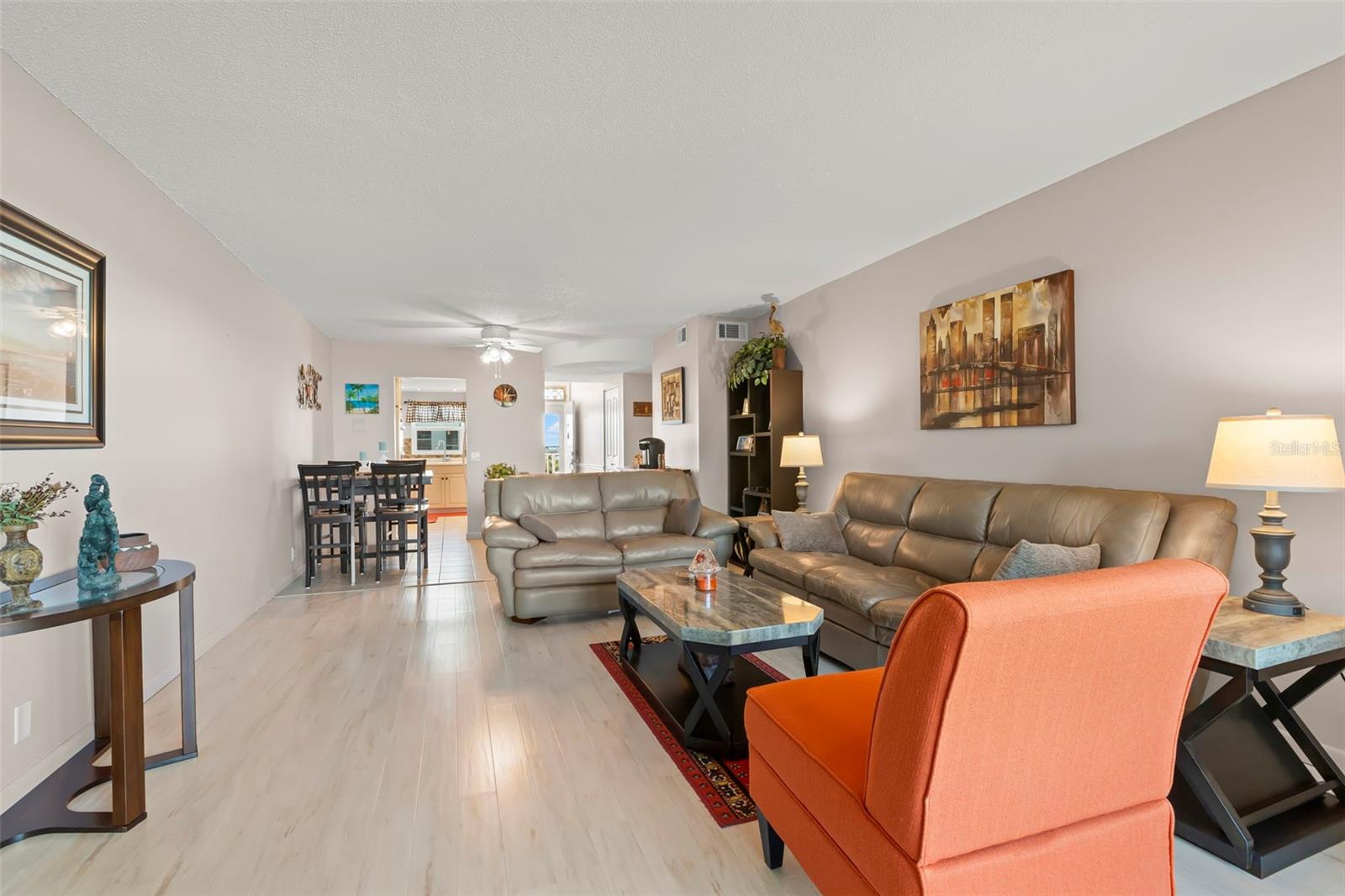 SHORE CREST BLDG - Residential