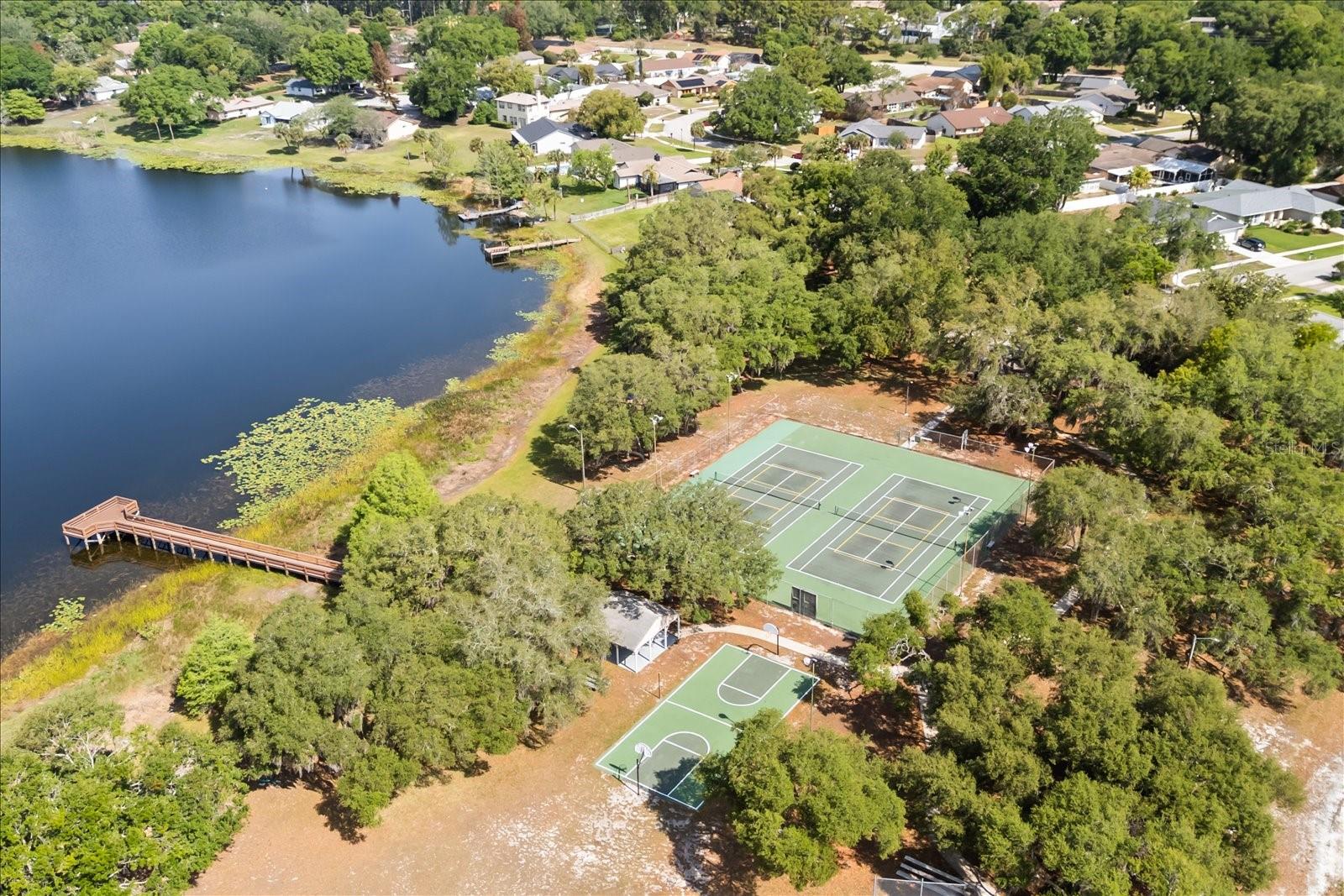 BAY LAKES AT GRANADA SEC 04 - Residential