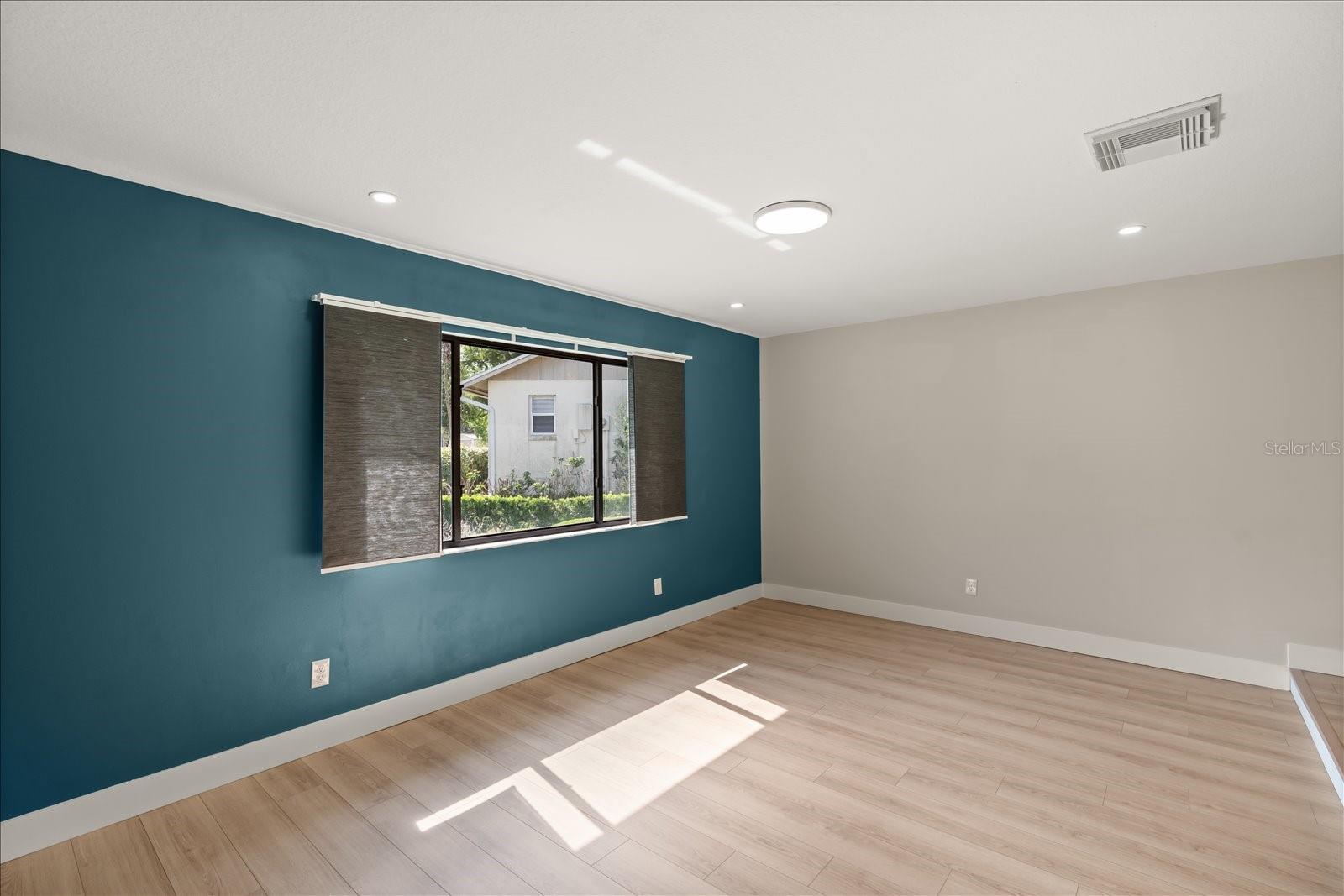 BAY LAKES AT GRANADA SEC 04 - Residential