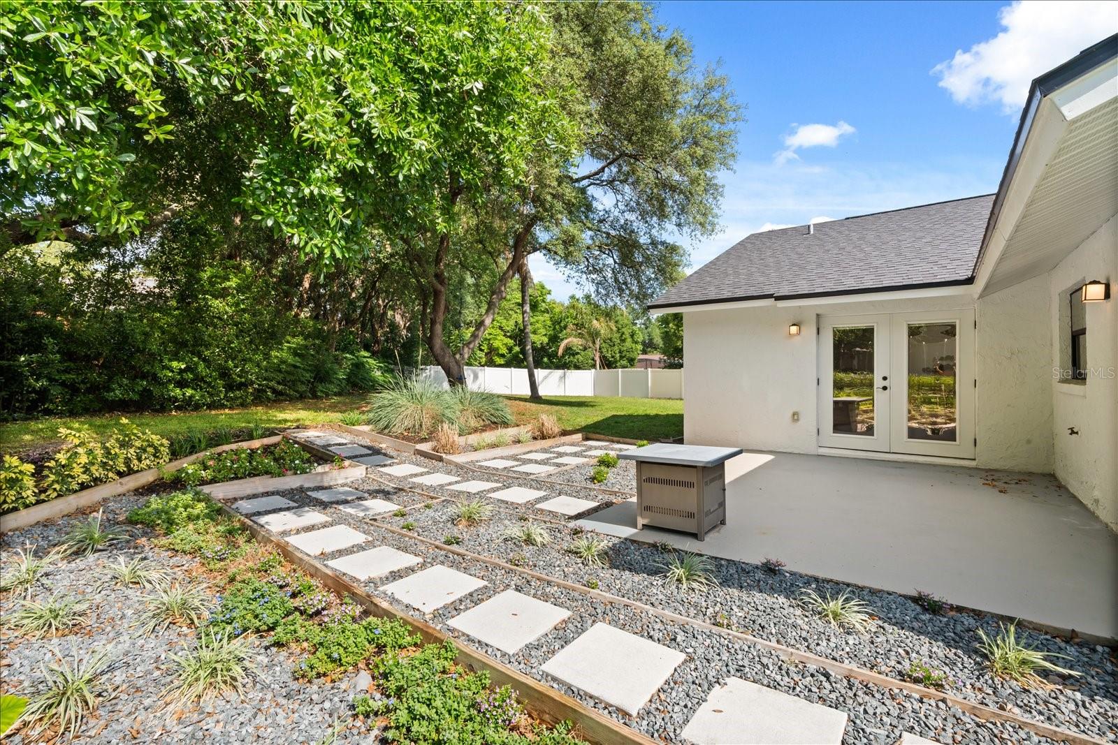 BAY LAKES AT GRANADA SEC 04 - Residential