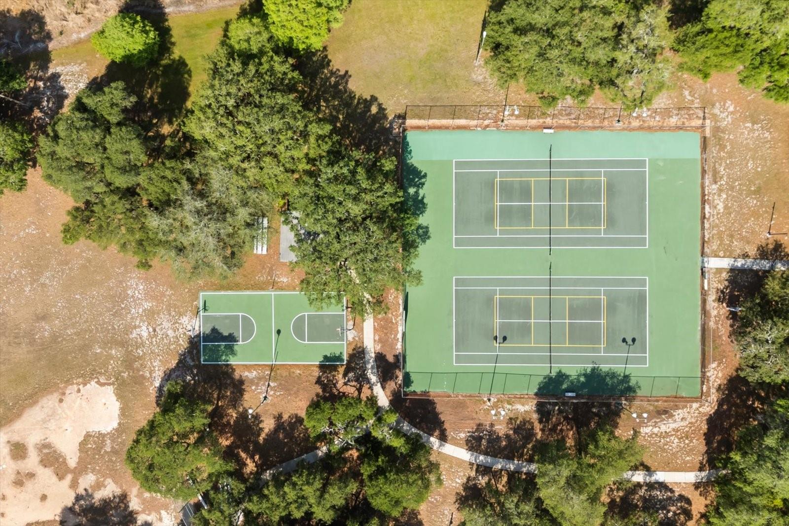 BAY LAKES AT GRANADA SEC 04 - Residential